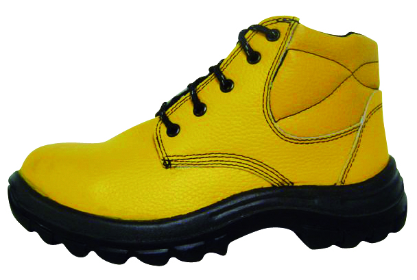 Botín de cuero amarillo,pta.acero,Talle:40 "SLENDER"